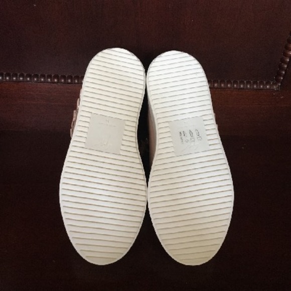 BRAND NEW!! Giuseppe Zanotti - May London w/ Wings US 4 | IT 34 (NIB) - Picture 6 of 6